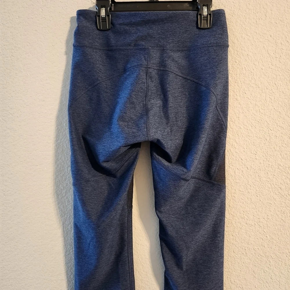 Outdoor Voices Women’s Tech Sweat Crop Leggings size small - Picture 5 of 5